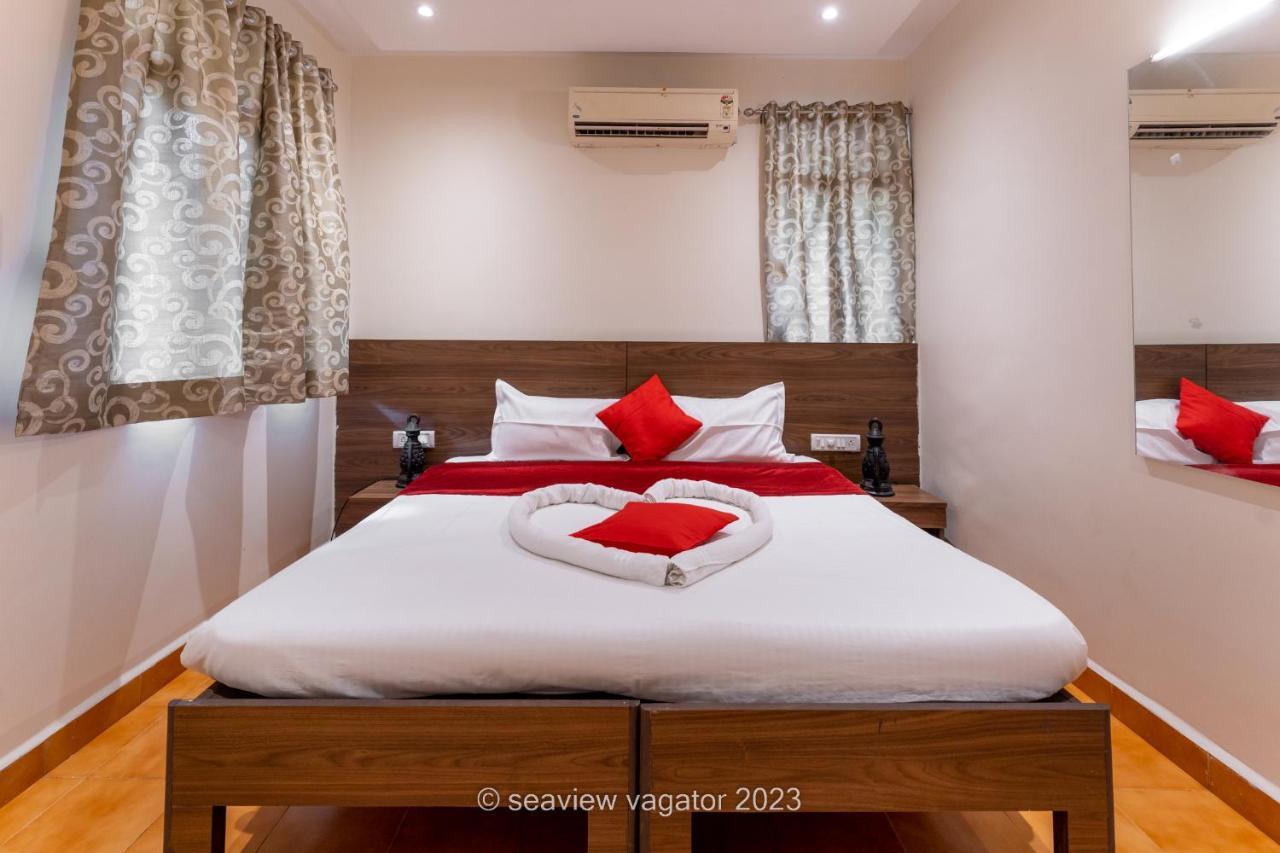 Sea View Holiday Vagator Bagian luar foto