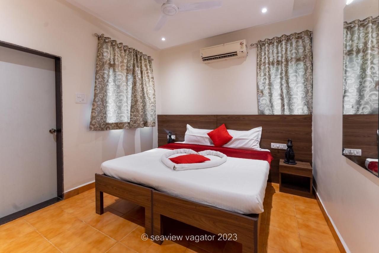 Sea View Holiday Vagator Bagian luar foto