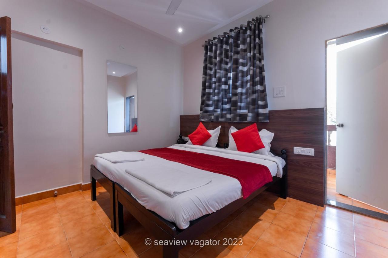 Sea View Holiday Vagator Bagian luar foto