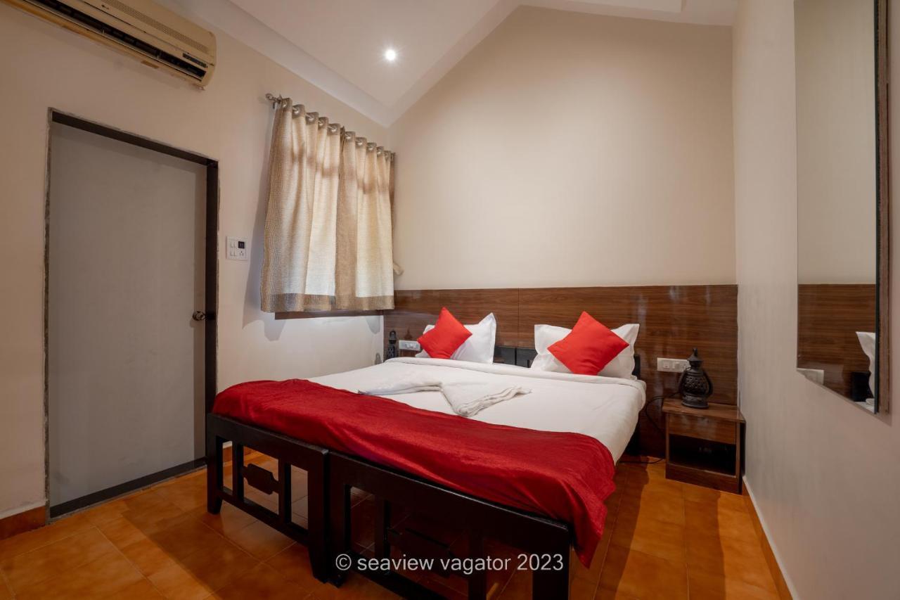 Sea View Holiday Vagator Bagian luar foto