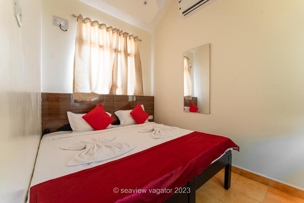 Sea View Holiday Vagator Bagian luar foto